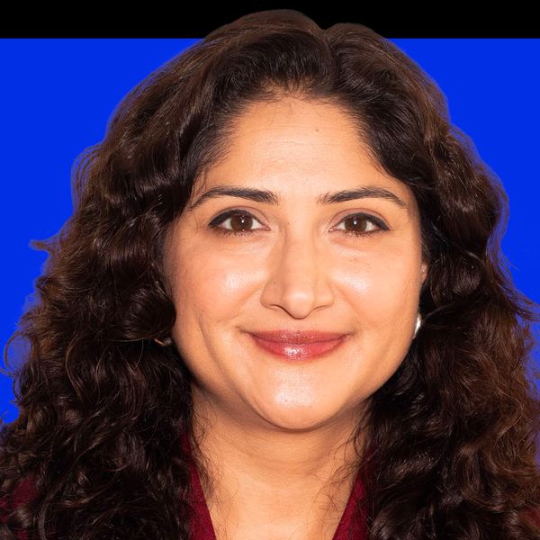Faizah Malik headshot