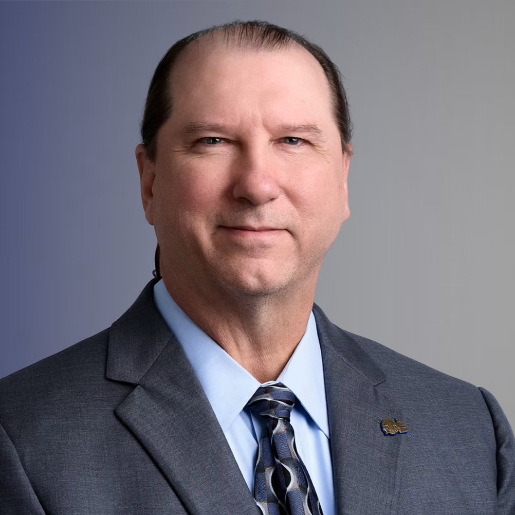 Scott Houldieson headshot